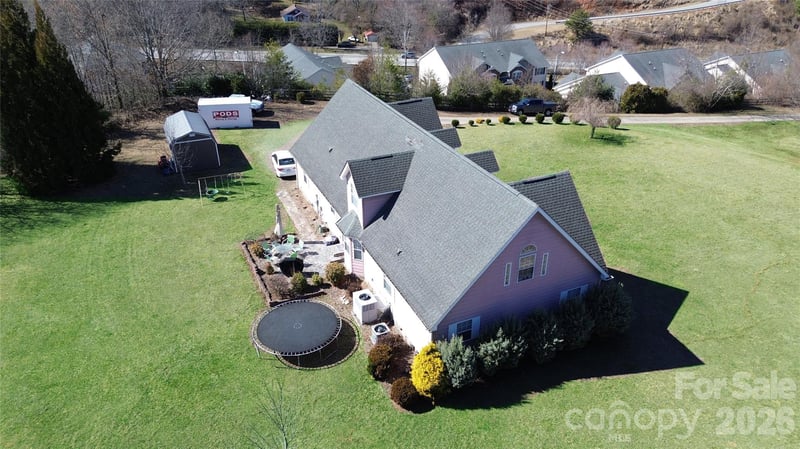 130 Crestview St, Canton, NC 28716