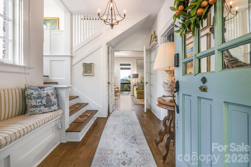 74 Saint Dunstans Cir, Asheville, NC 28803