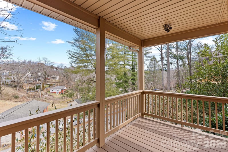 8 Thurland Ave, Asheville, NC 28803