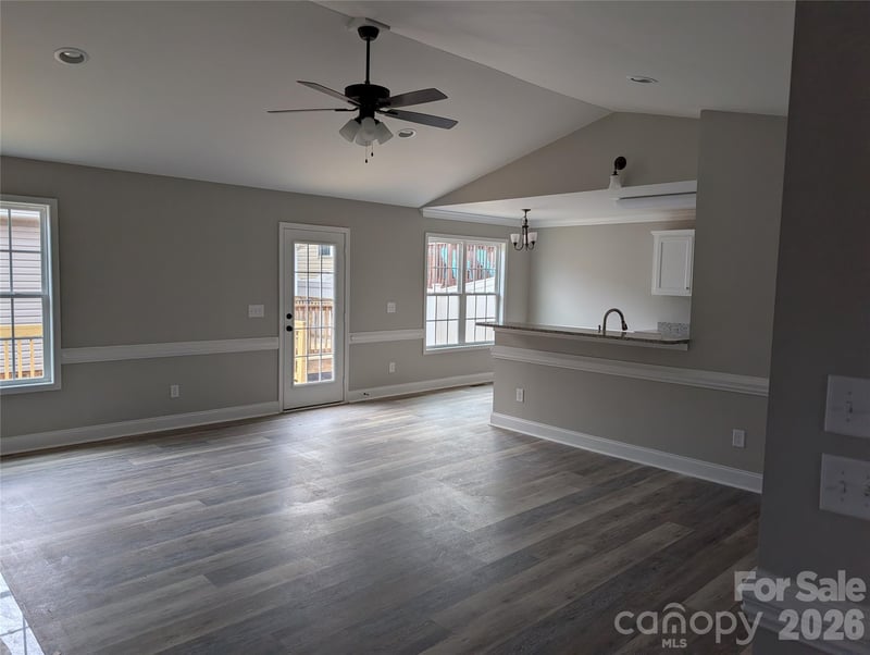 4178 Saltwood Dr, Hickory, NC 28602