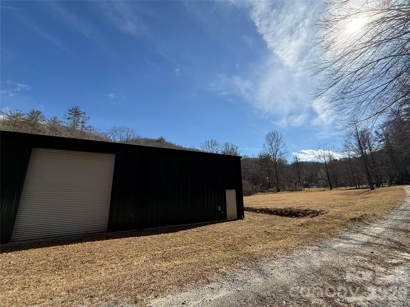 361 Rooster Cv, Brevard, NC 28712