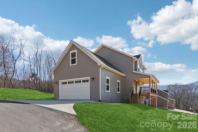 127 Lincoln Ridge Dr, Candler, NC 28715