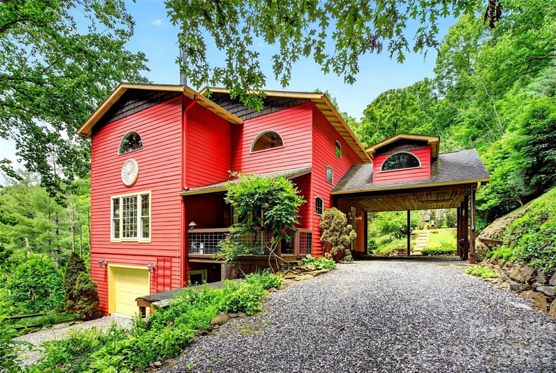 491 Valley View Dr, Mars Hill, NC 28754