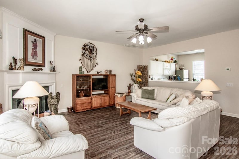 3233 Mannington Dr, Charlotte, NC 28270