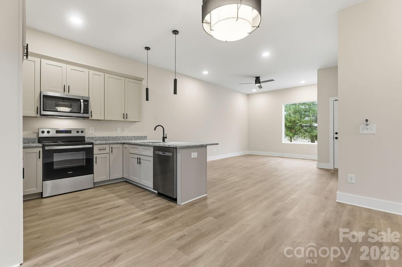 719 Margate Ave, Kannapolis, NC 28081