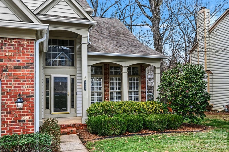 5805 Swanston Dr, Charlotte, NC 28269