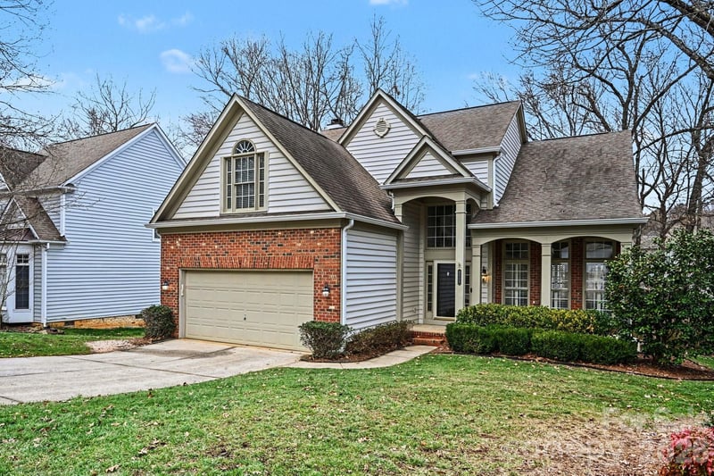 5805 Swanston Dr, Charlotte, NC 28269