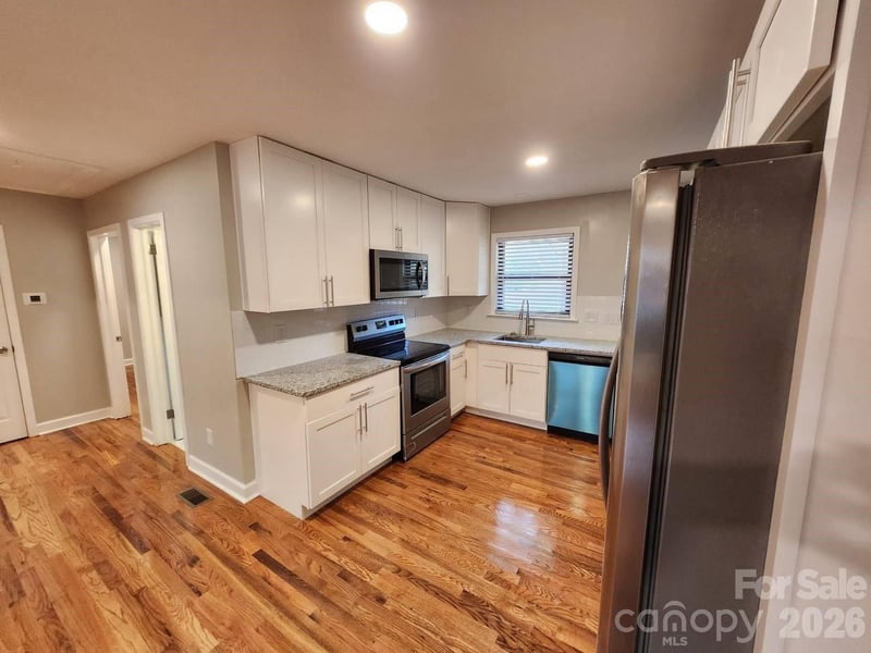 4 Faye St, Belmont, NC 28012