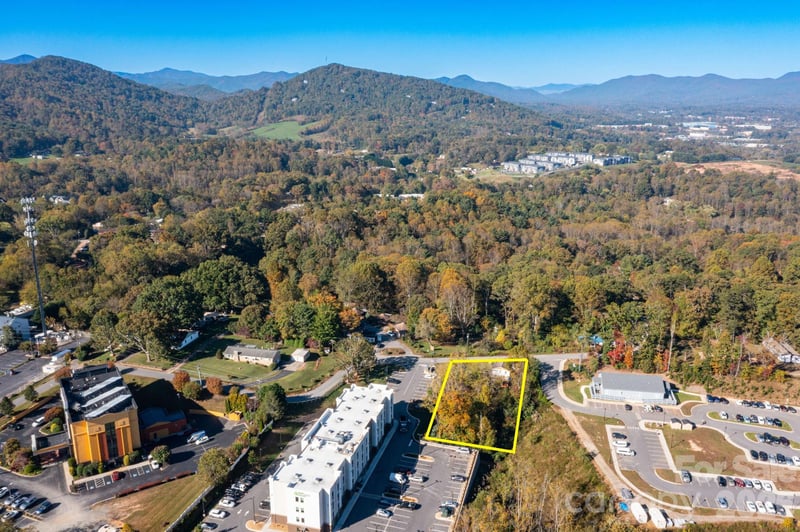 39 Rocky Ridge Rd, Asheville, NC 28806