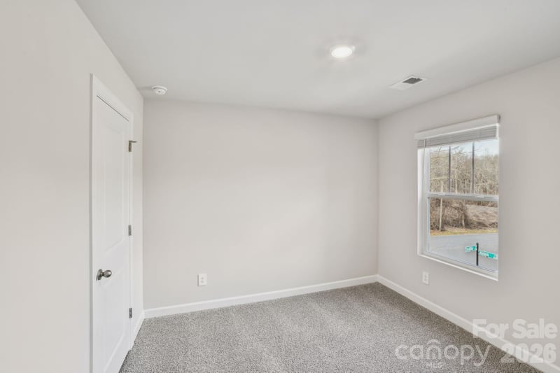 411 Luna Ln, Shelby, NC 28152