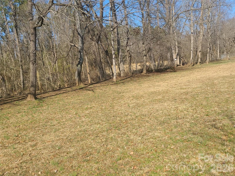 1638 Bess Town Rd, Bessemer City, NC 28016