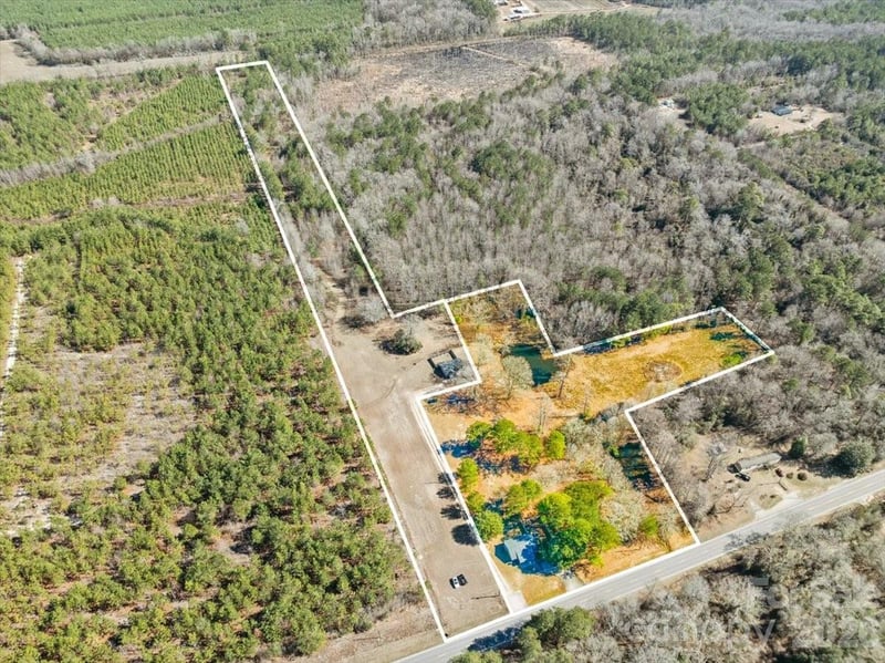 2443 Highway 52 Hw, Cheraw, SC 29520