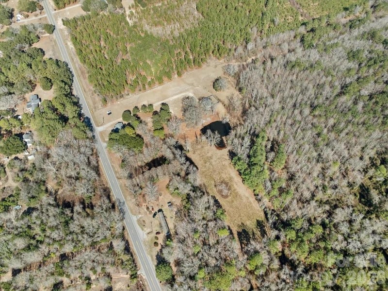 2443 Highway 52 Hw, Cheraw, SC 29520