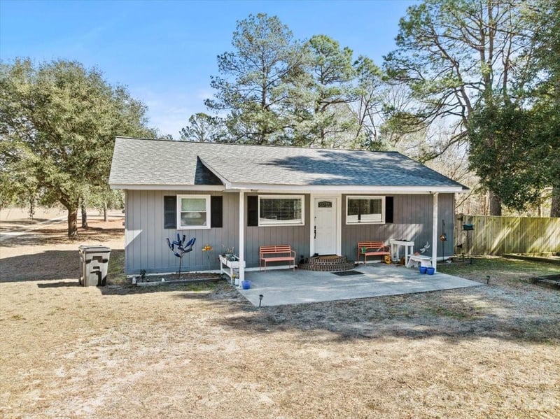 2443 Highway 52 Hw, Cheraw, SC 29520