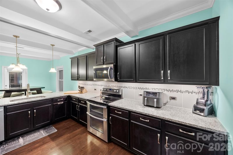 2342 Bloomfield Dr, Kannapolis, NC 28081