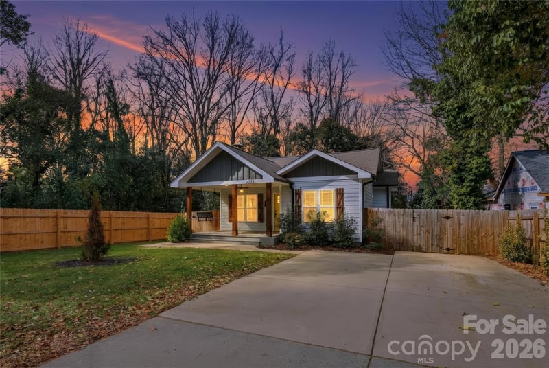2224 Weyland Ave, Charlotte, NC 28208