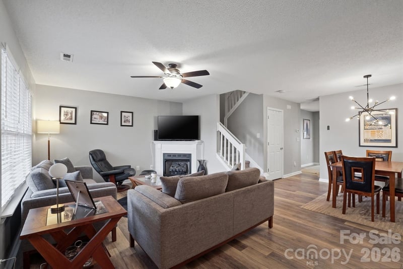 12350 Hennigan Place Ln, Charlotte, NC 28214