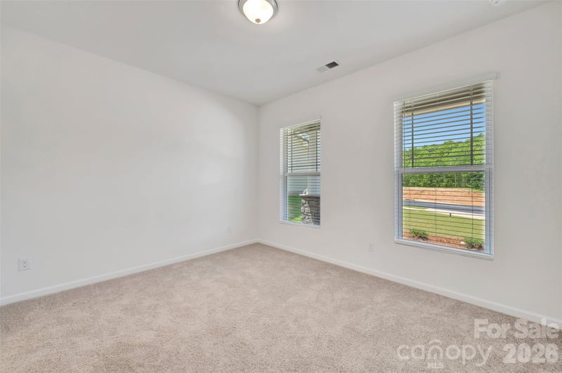 1719 Boulder Ridge Dr, Gastonia, NC 28052