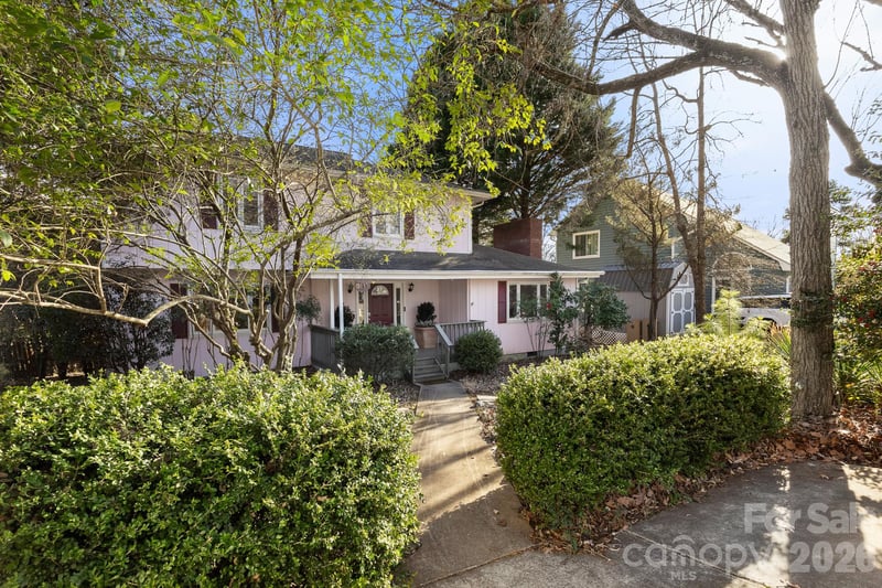 9118 Windjammer Dr, Tega Cay, SC 29708