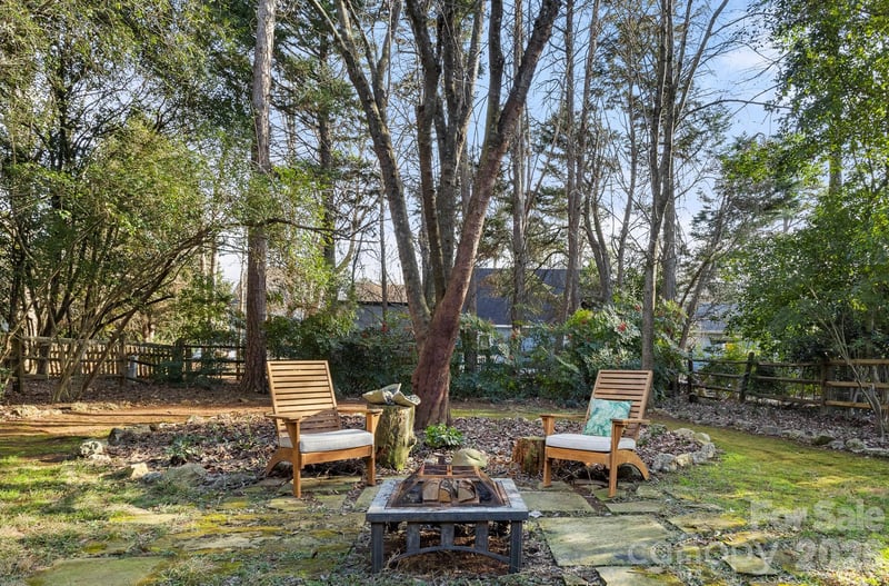 9118 Windjammer Dr, Tega Cay, SC 29708