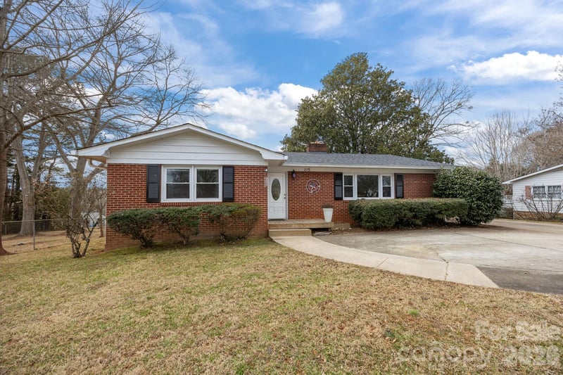 275 Tanner St, Rutherfordton, NC 28139