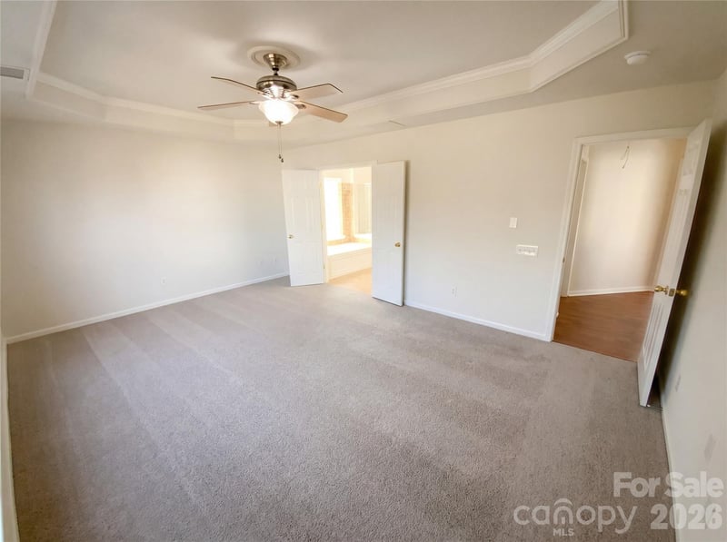 10803 Fountaingrove Dr, Charlotte, NC 28262