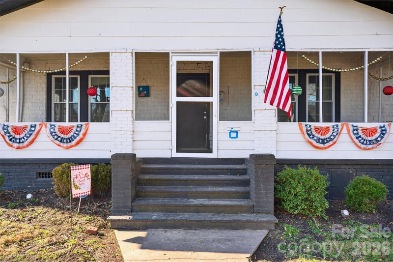 121 Holland St, Gaffney, SC 29341