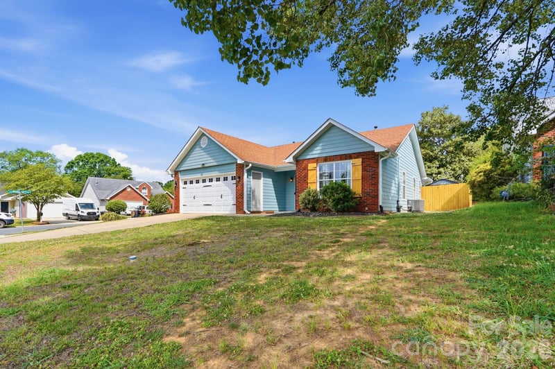 5908 Heathrow Ct, Monroe, NC 28110