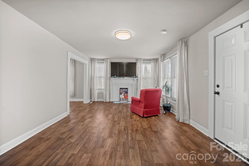 247 Cabarrus Ave, Concord, NC 28025