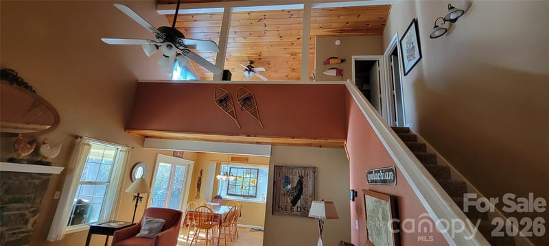 445 Allison Dr, Maggie Valley, NC 28751