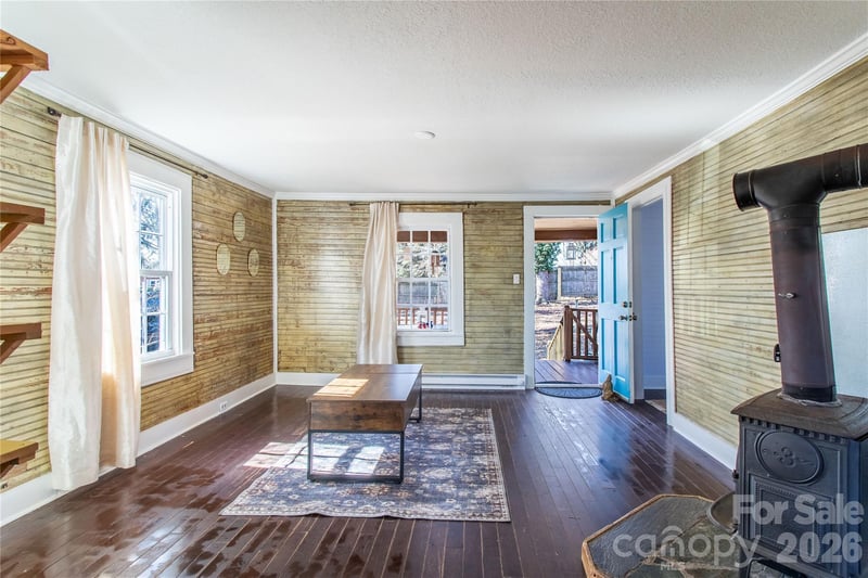 105 Adams Hill Rd, Asheville, NC 28806