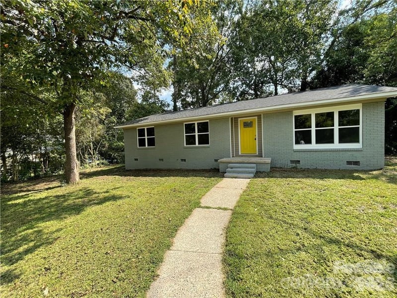 3826 Langley Rd, Charlotte, NC 28215
