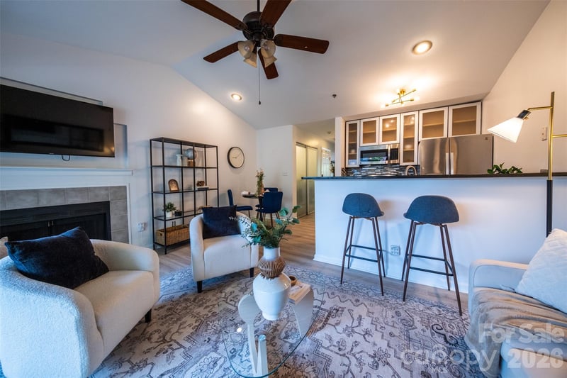 505 Graham St #3E, Charlotte, NC 28202
