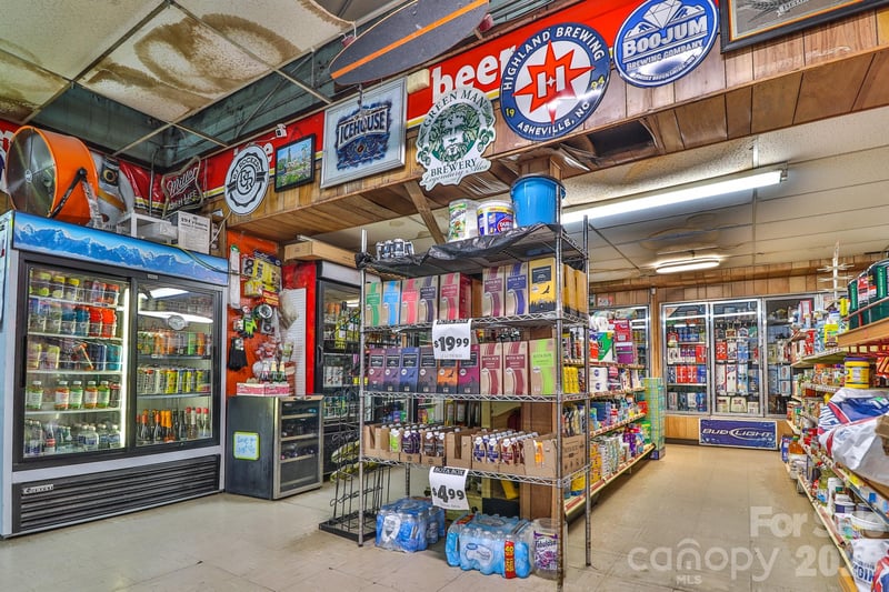 405 Haywood Rd, Asheville, NC 28806