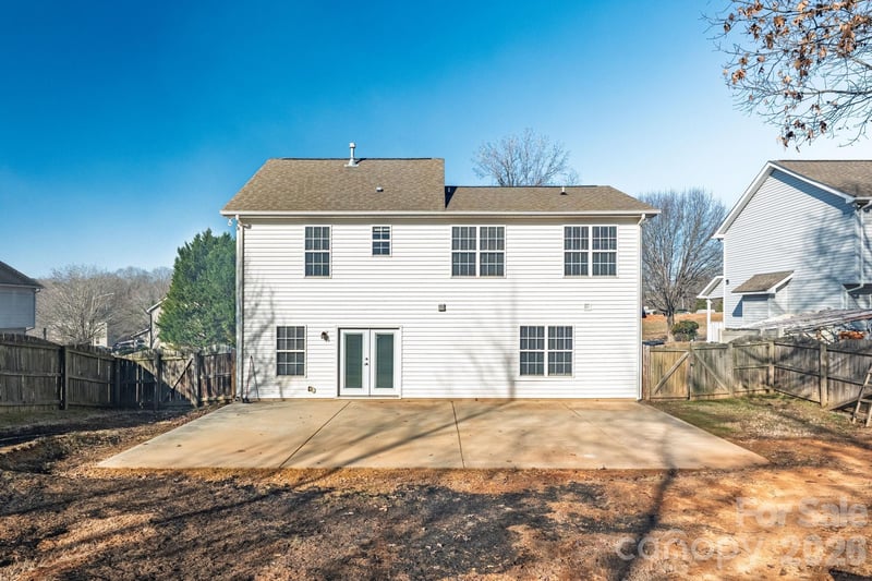 420 Fawnbrook Ln, Gastonia, NC 28052