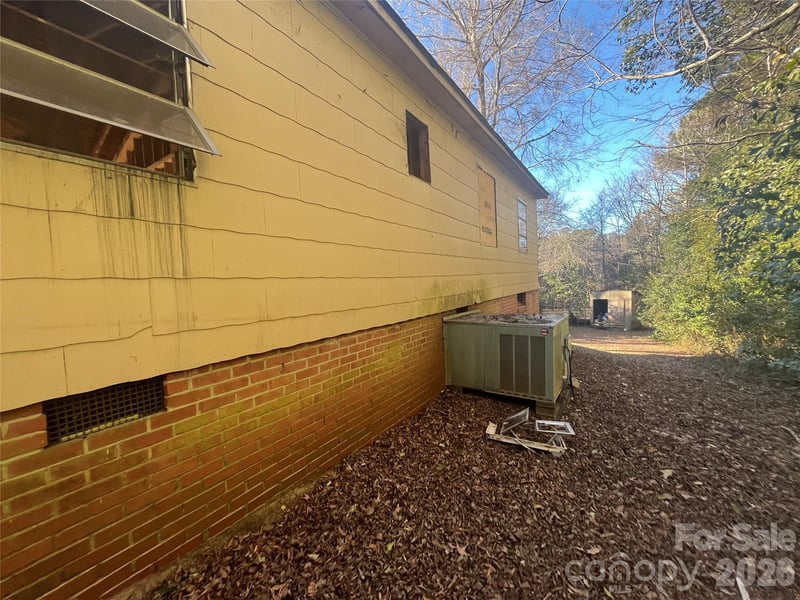 527 Moore St, Wadesboro, NC 28170