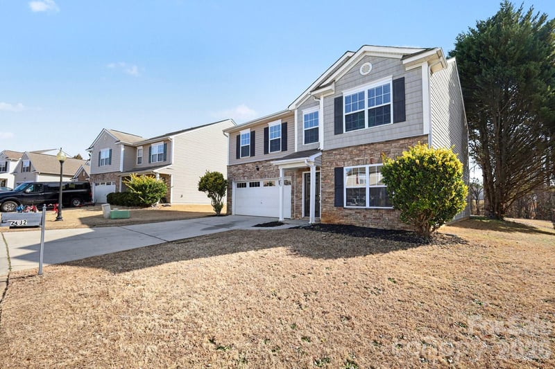 2432 Sweet Birch Ct, Gastonia, NC 28054