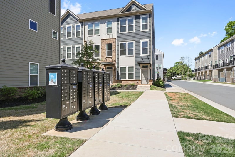 5005 Sovereignty Ct, Charlotte, NC 28205