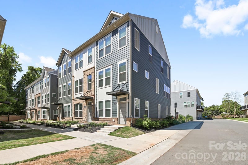 5005 Sovereignty Ct, Charlotte, NC 28205