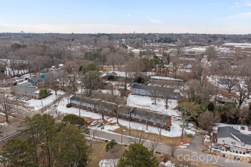 386 17th Ave, Hickory, NC 28601