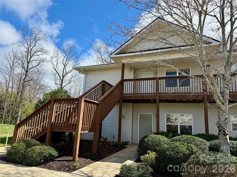703 Olde Covington Way, Arden, NC 28704