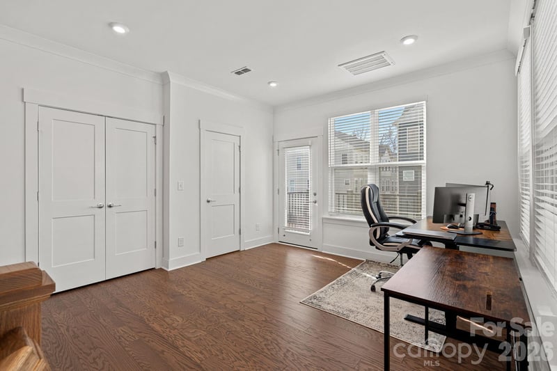 4012 Capital Ridge Ct, Charlotte, NC 28205