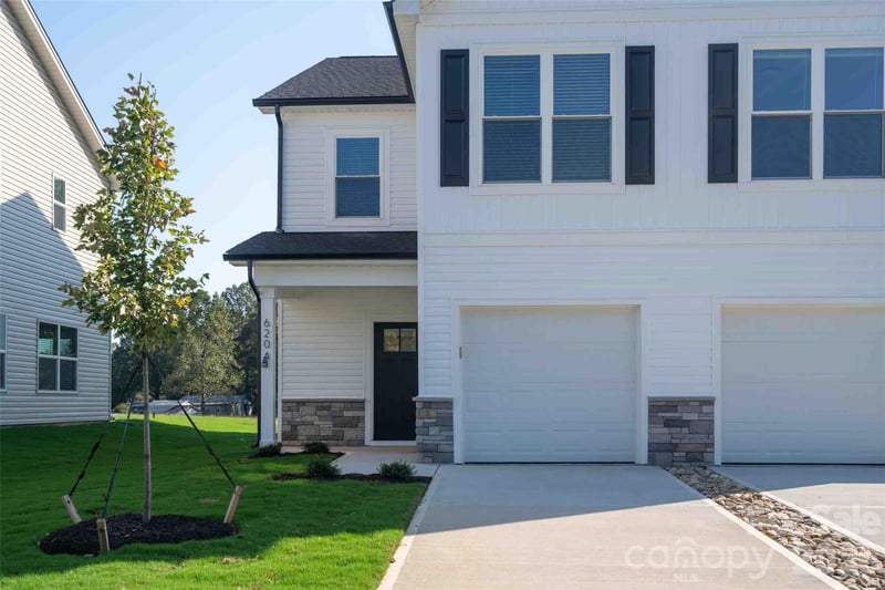 620 Smith St #A, Mooresville, NC 28117