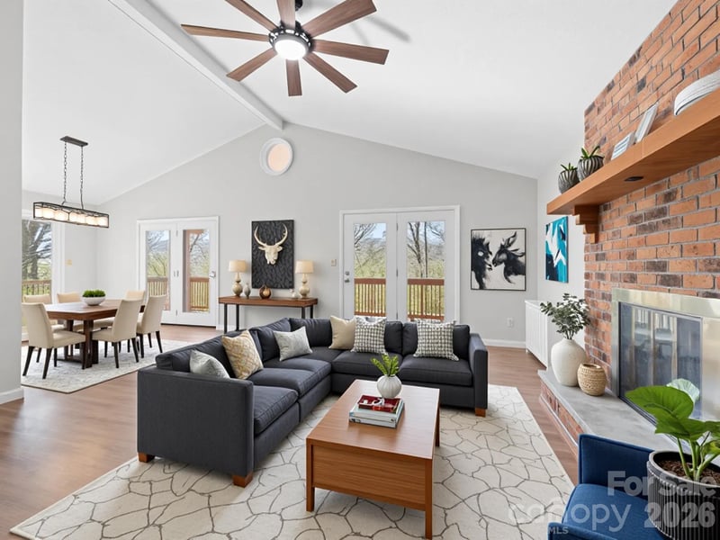 331 River Ridge Dr, Burnsville, NC 28714