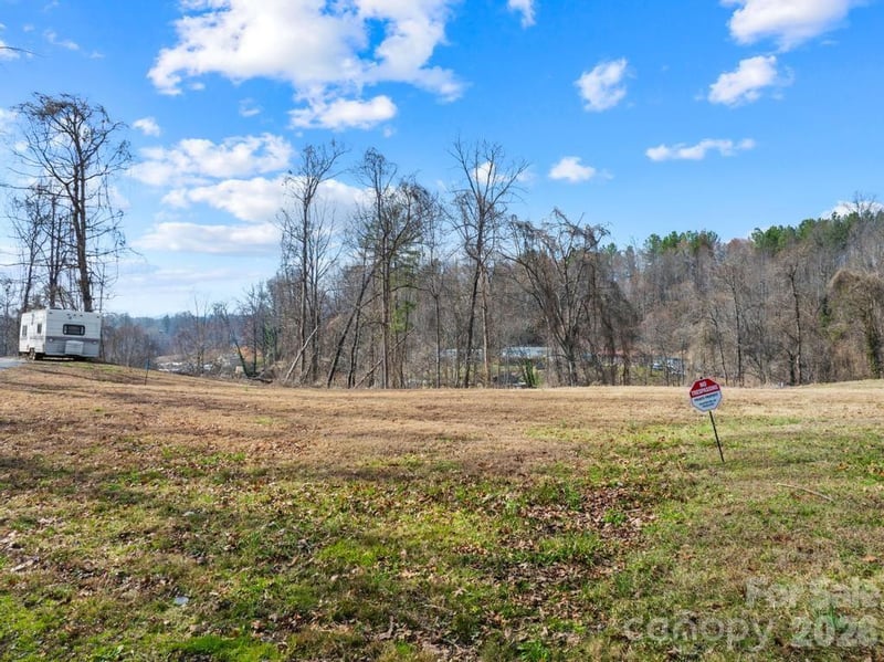 434 Arlington Cir, Lenoir, NC 28645