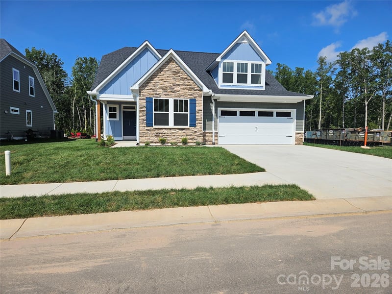 320 Pintail Ln, Arden, NC 28704