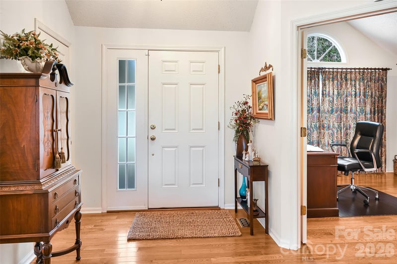 27 Cedar Summit Rd, Asheville, NC 28803