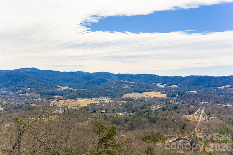 5 Longstreet Ct #17, Weaverville, NC 28787