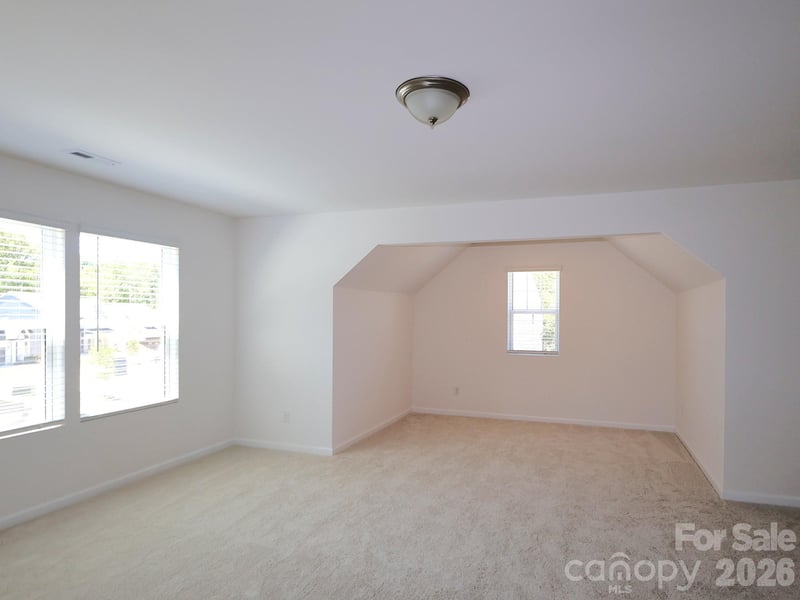 1745 Boulder Ridge Dr, Gastonia, NC 28052