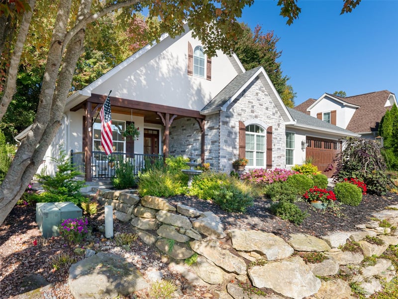 58 Carriage Highlands Ct, Hendersonville, NC 28791